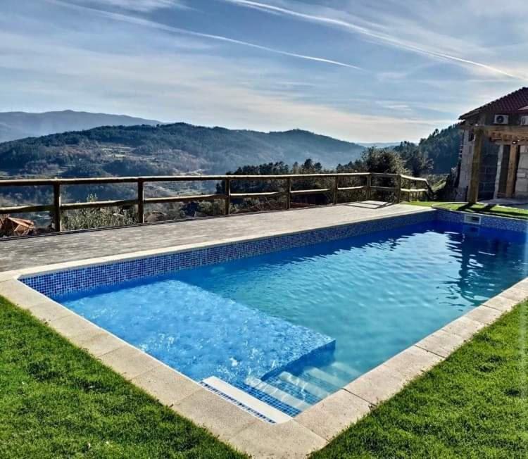 Casas Da Morgadinha - Casas De Ferias E Turismo Rural 塞洛里库迪巴什图 外观 照片